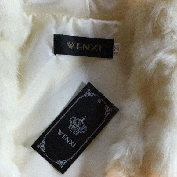 White Rabbit sleeveless coat - Picture 3 of 8